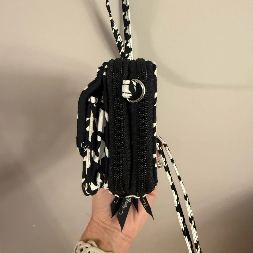 Vera Bradley RFID All-in-One Crossbody Wristlet Wristlet Black White Houndstooth